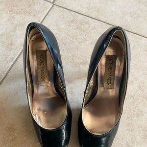Steve Madden patent black shoes